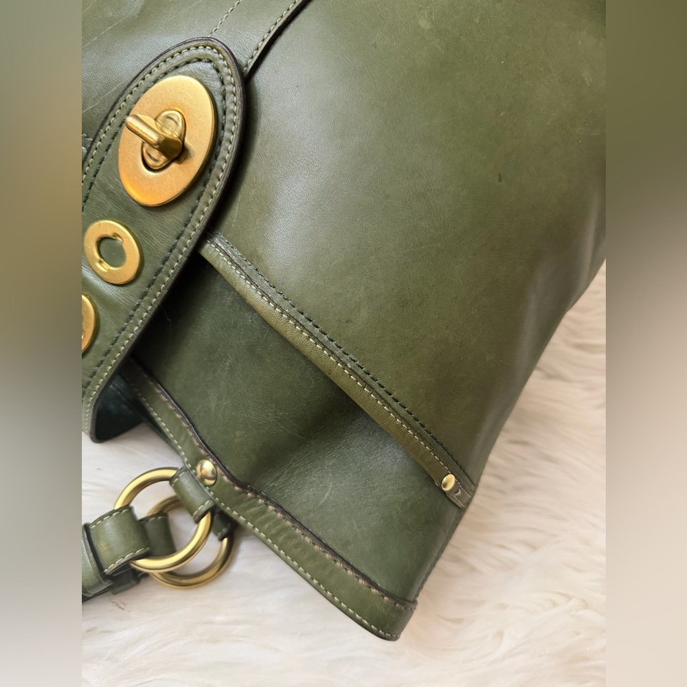 Coach Lily Legacy Turnlock Green Leather Tote Handbag - Picture 9 of 14